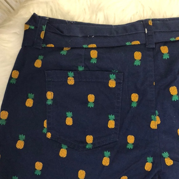 St Johns Bay women’s shorts size 10 navy color - Picture 6 of 10